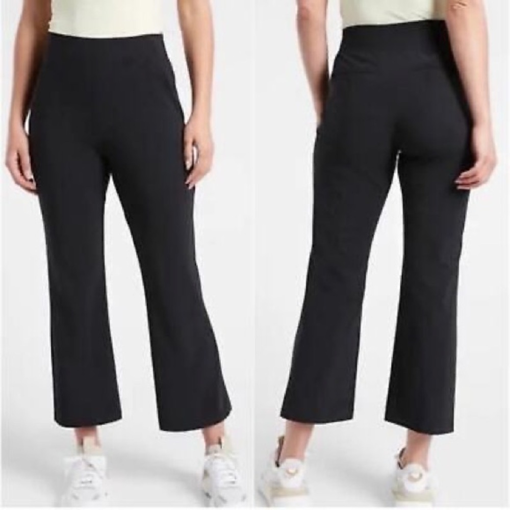 Athleta Cosmic Flare Pant
Size 4